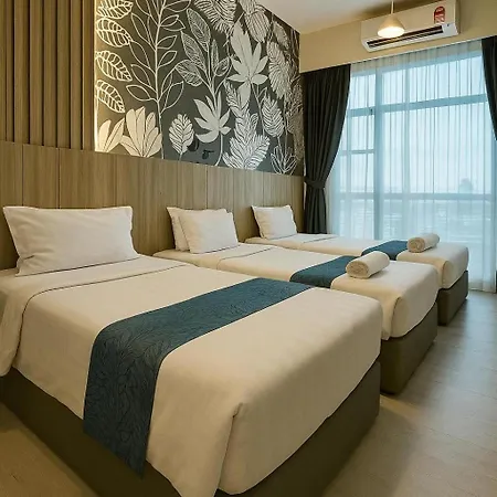Endless Summer Jesselton Quay Kota Kinabalu 來繕旅遊 Exterior photo
