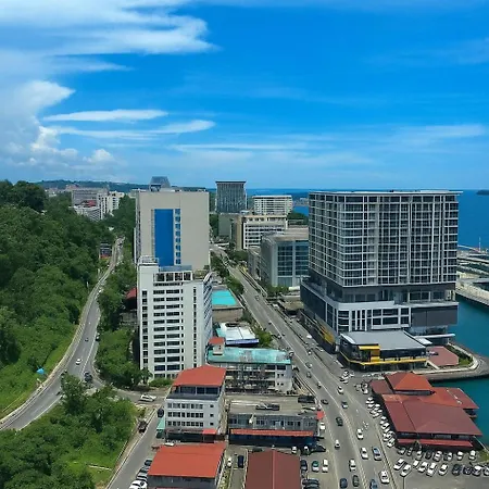 Endless Summer Jesselton Quay Kota Kinabalu 來繕旅遊 Exterior photo