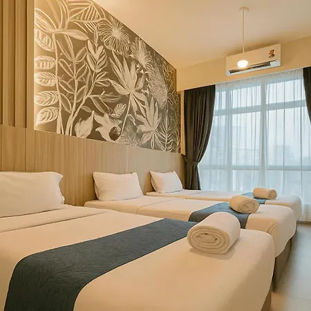 Endless Summer Jesselton Quay Kota Kinabalu 來繕旅遊 Exterior photo